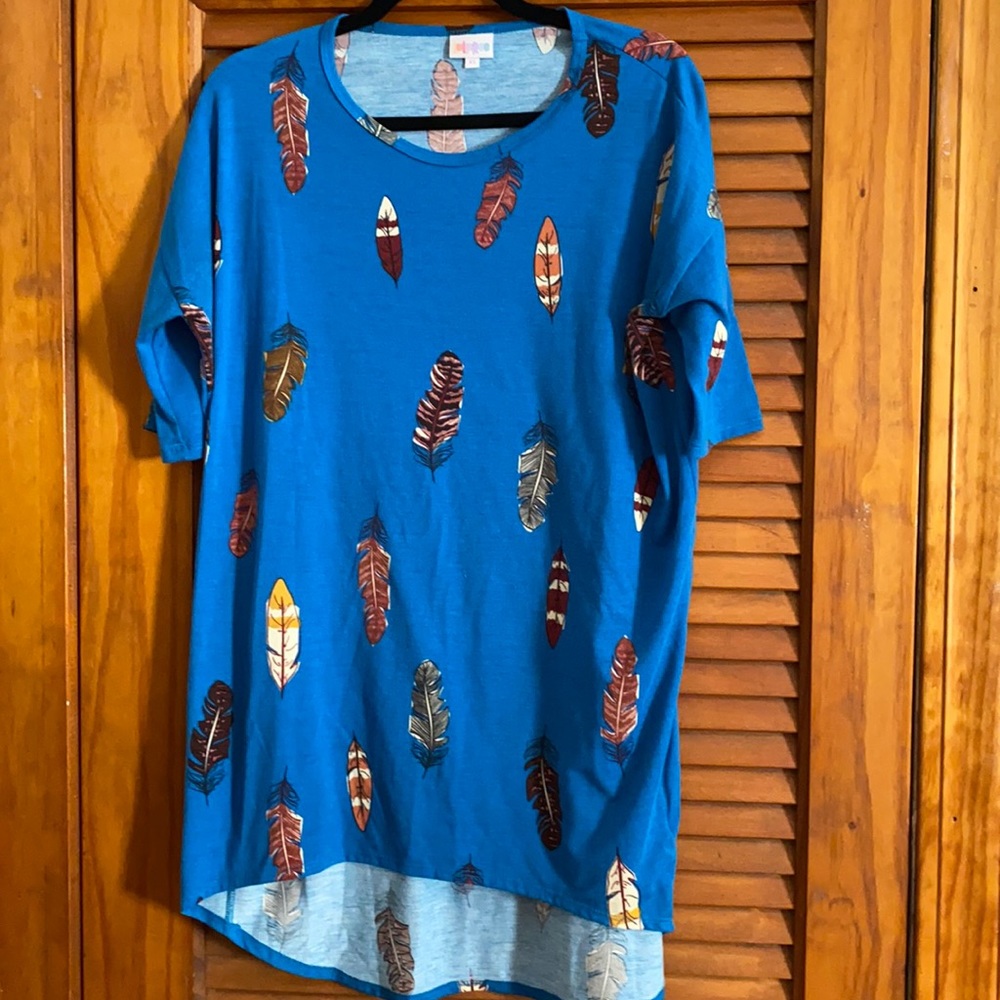 Lularoe Irma feather tunic